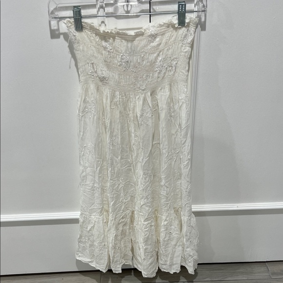 Cool Change Dresses & Skirts - Elegant White Women's Skirt